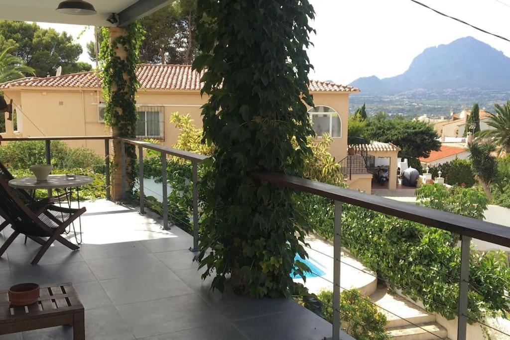 Villa In Albir L'Alfas del Pi Bagian luar foto