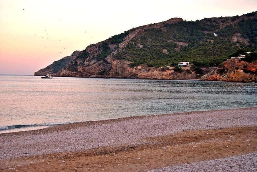 Villa In Albir L'Alfas del Pi Bagian luar foto