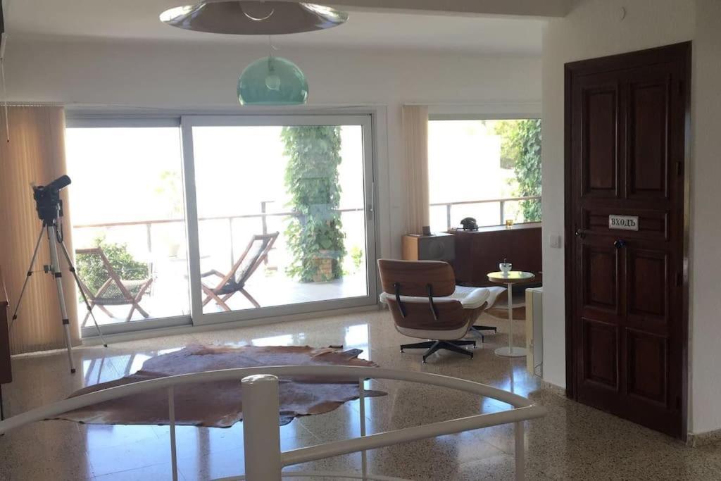 Villa In Albir L'Alfas del Pi Bagian luar foto